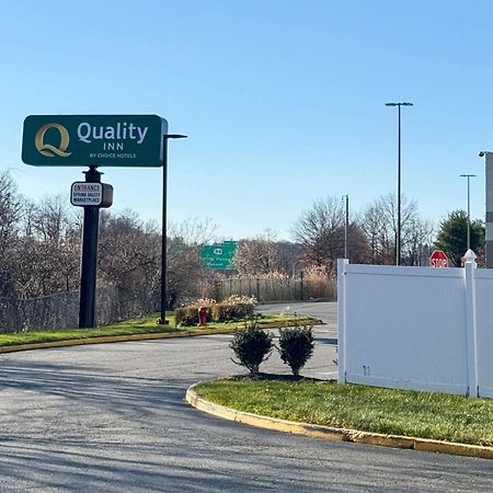Quality Inn Spring Valley - Nanuet Esterno foto