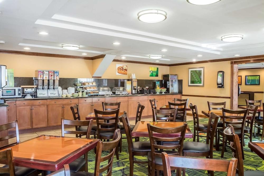 Quality Inn Spring Valley - Nanuet Esterno foto