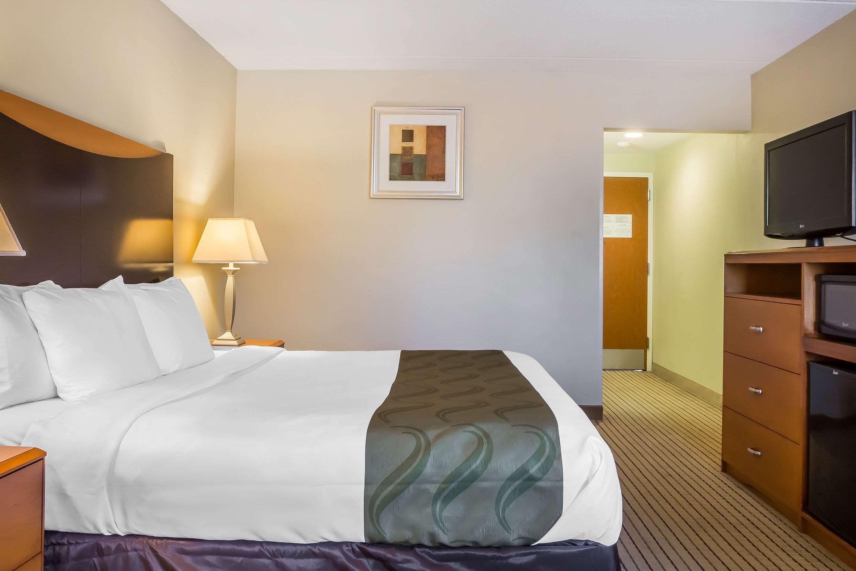 Quality Inn Spring Valley - Nanuet Esterno foto