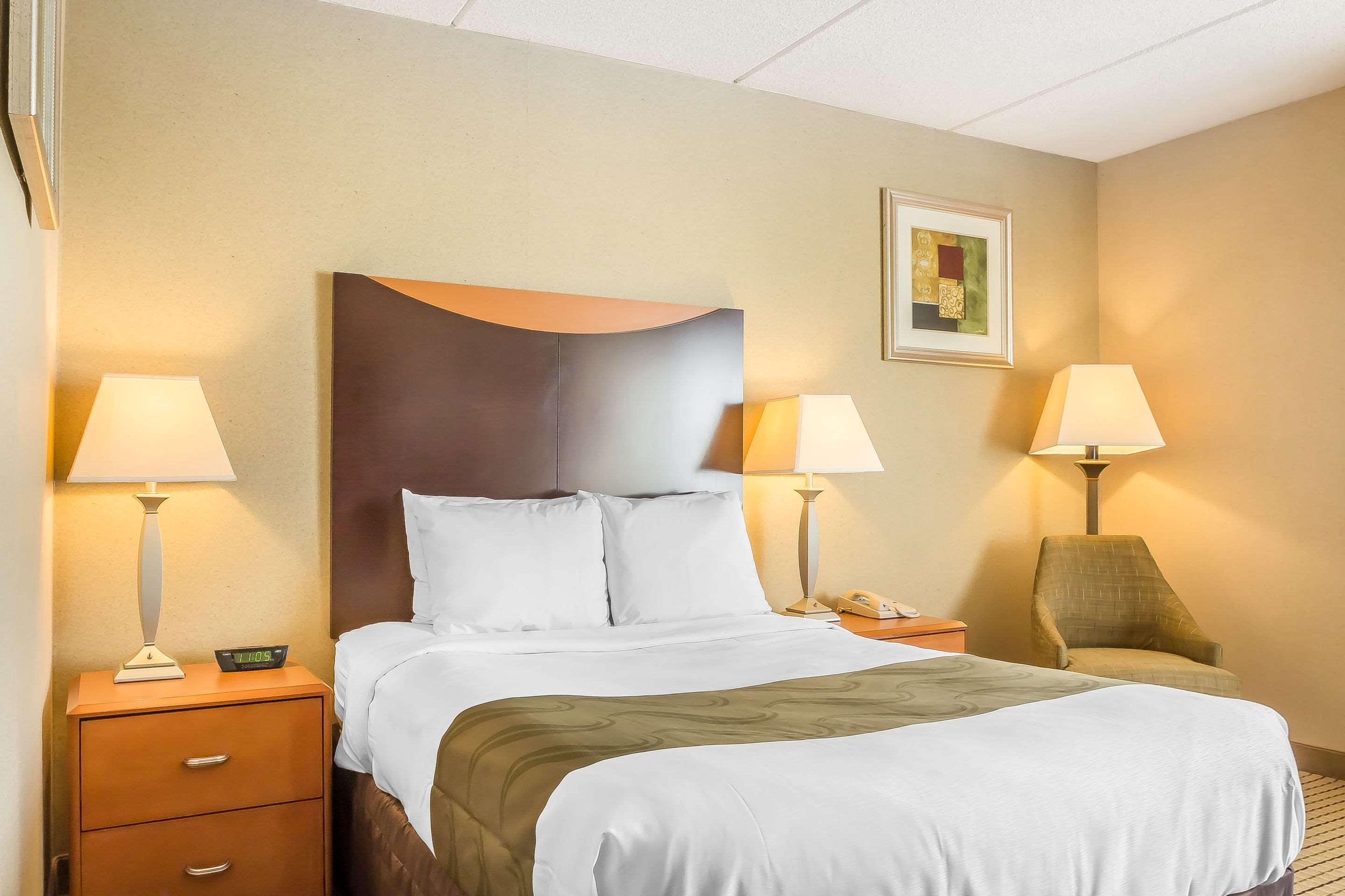 Quality Inn Spring Valley - Nanuet Esterno foto