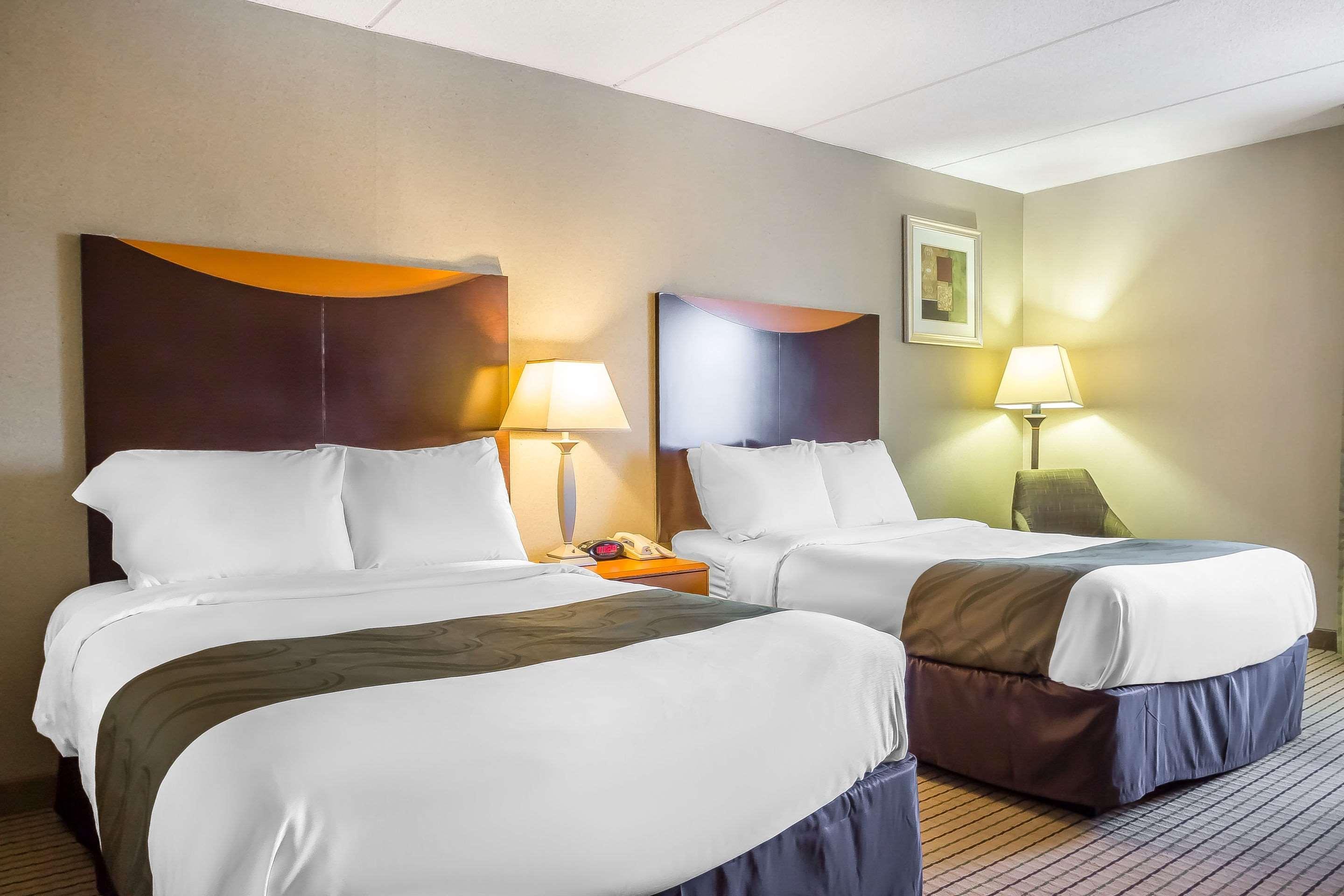 Quality Inn Spring Valley - Nanuet Esterno foto